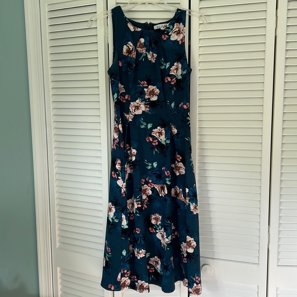 EUC Elle dress